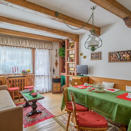 Ca' Dello Scoiattolo Apartment กอร์ตินาดัมเปซโซ ภายนอก รูปภาพ