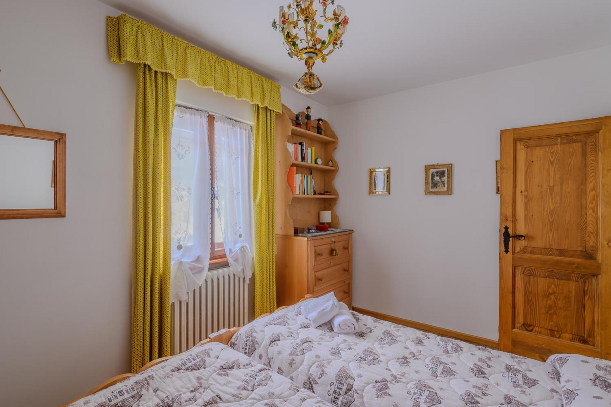 Ca' Dello Scoiattolo Apartment กอร์ตินาดัมเปซโซ ภายนอก รูปภาพ