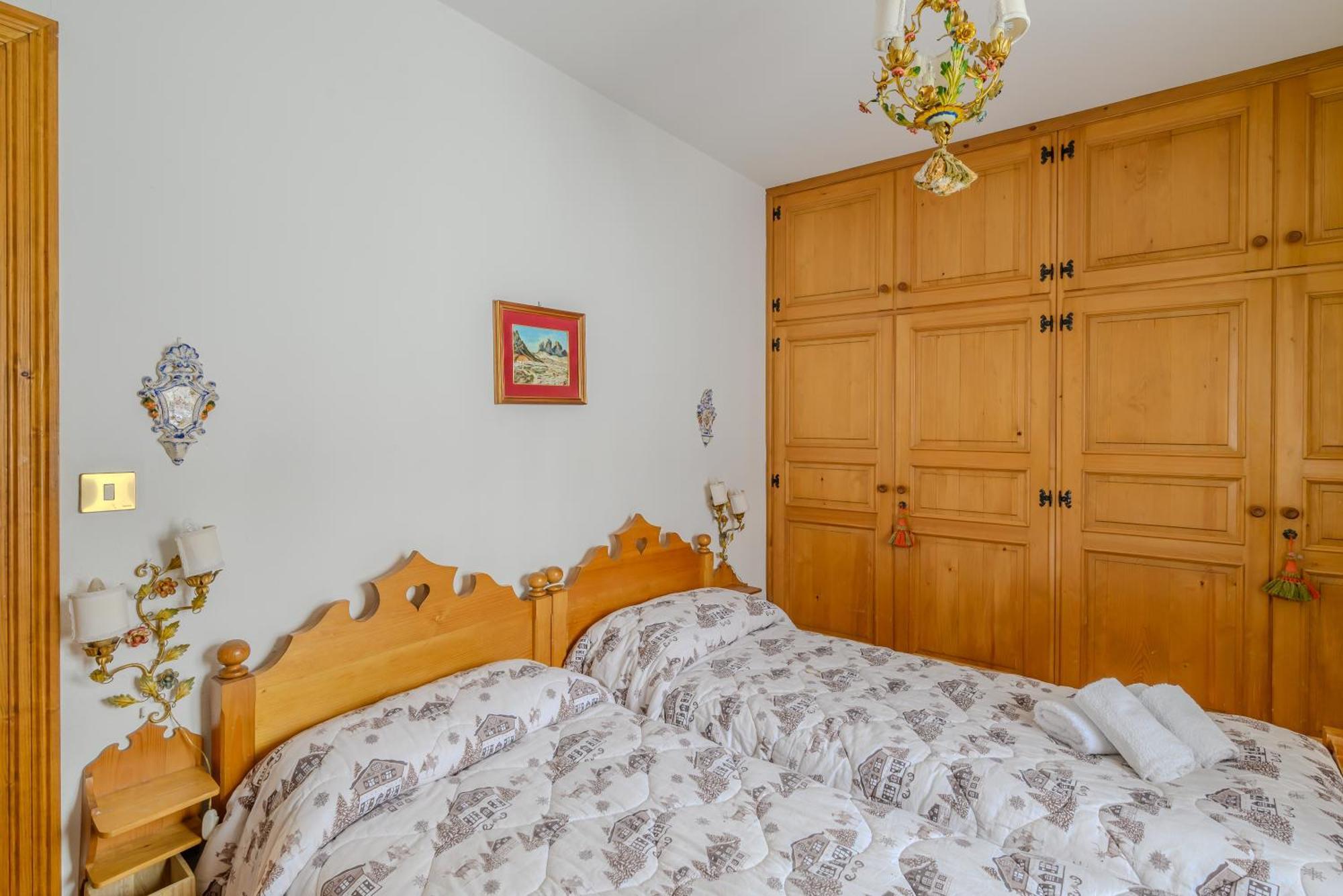 Ca' Dello Scoiattolo Apartment กอร์ตินาดัมเปซโซ ภายนอก รูปภาพ