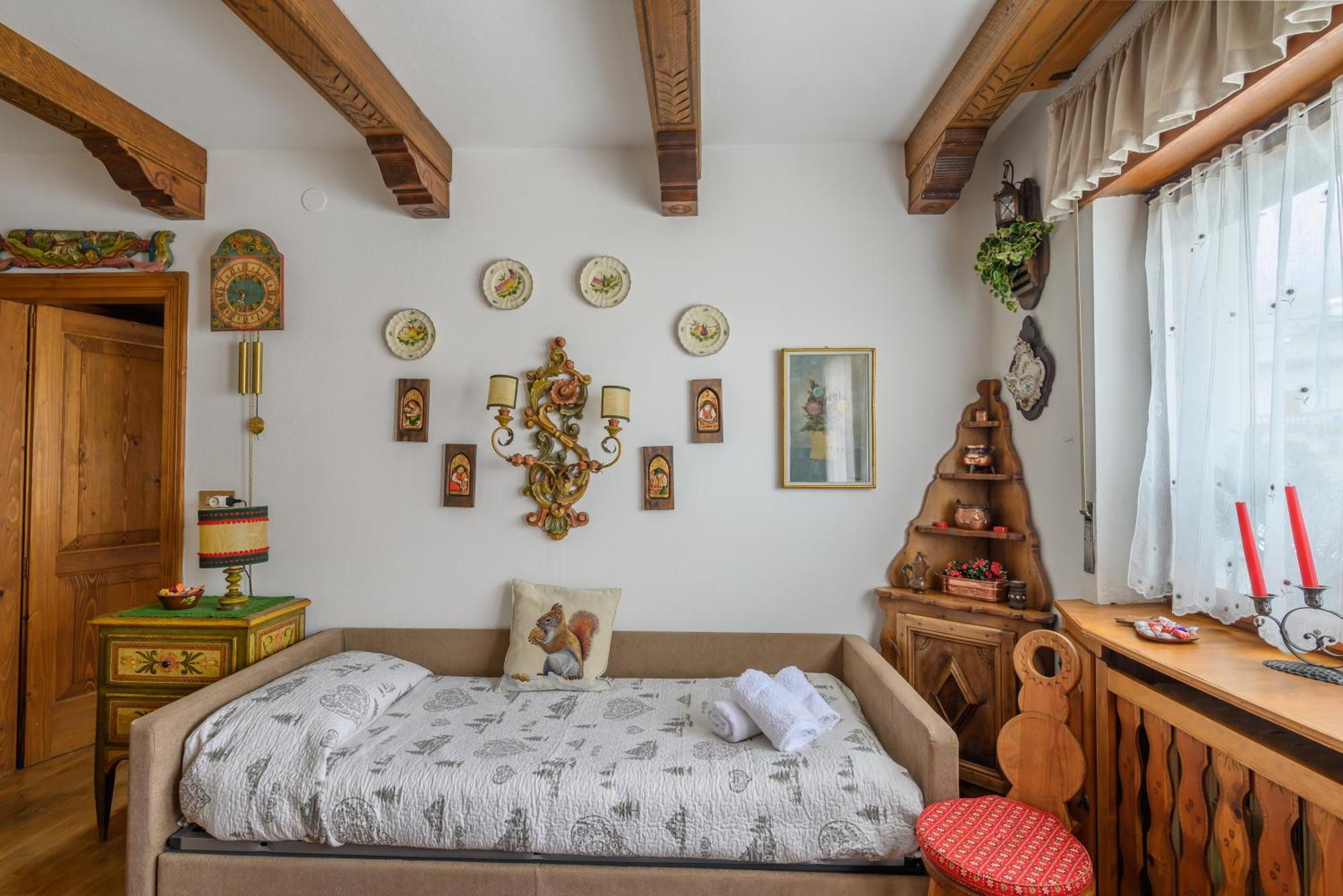 Ca' Dello Scoiattolo Apartment กอร์ตินาดัมเปซโซ ภายนอก รูปภาพ