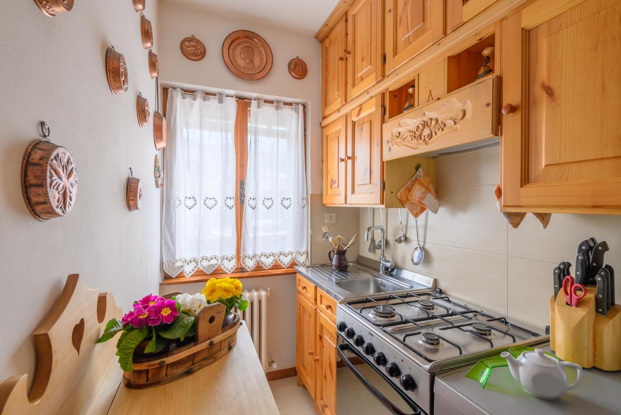 Ca' Dello Scoiattolo Apartment กอร์ตินาดัมเปซโซ ภายนอก รูปภาพ
