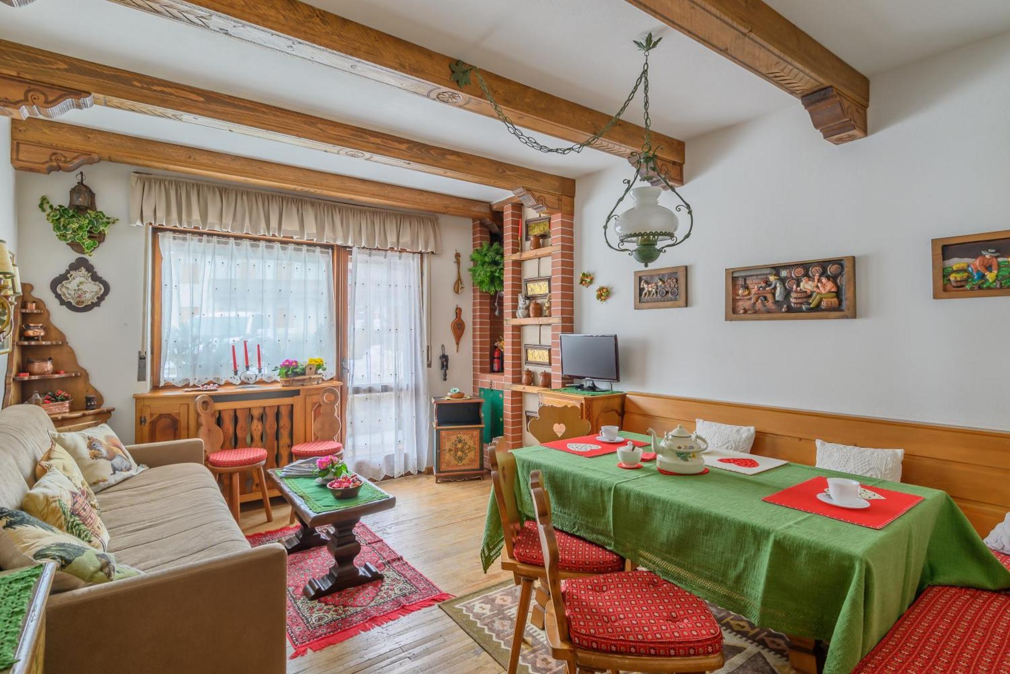 Ca' Dello Scoiattolo Apartment กอร์ตินาดัมเปซโซ ภายนอก รูปภาพ